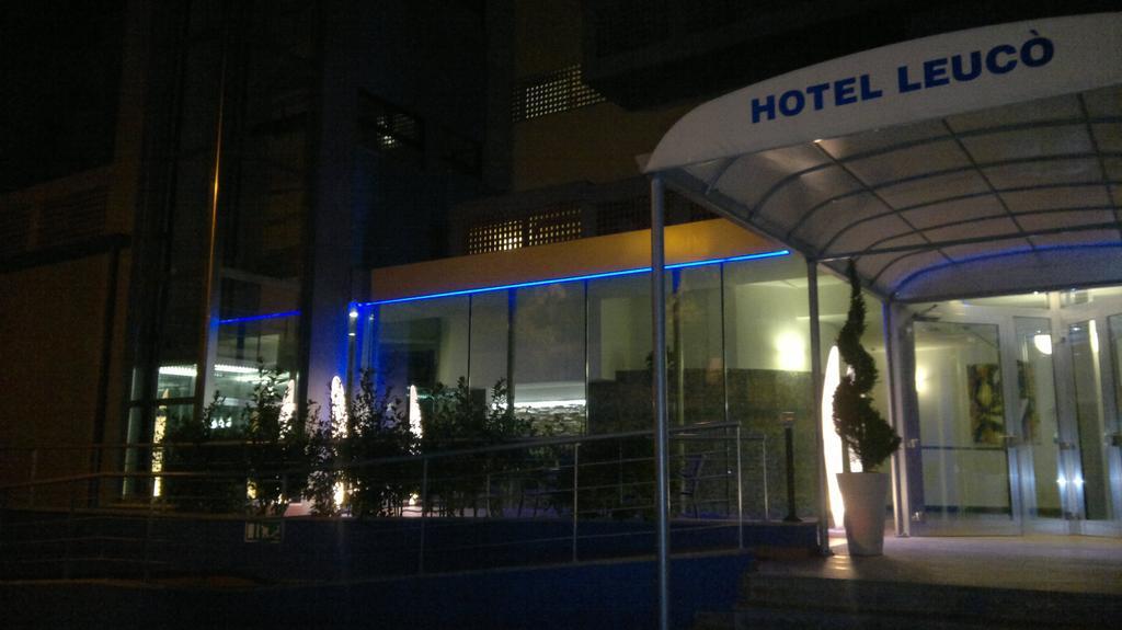 Hotel Leuco' Мартинсикуро Екстериор снимка
